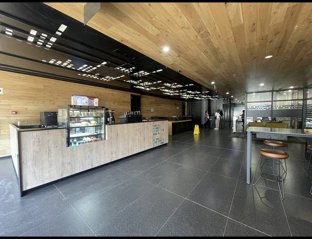238M² OFFICE TO LET IN SANDTON CENTRAL